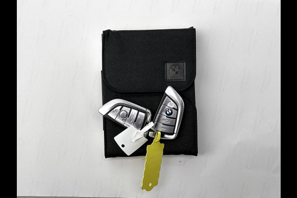 BMW 5 Serie 530e iPerformance High Executive(Dealer OnderH, Carplay, Lane Assist, Harman/ Kardon, StoelV, 360 camera, Etc)