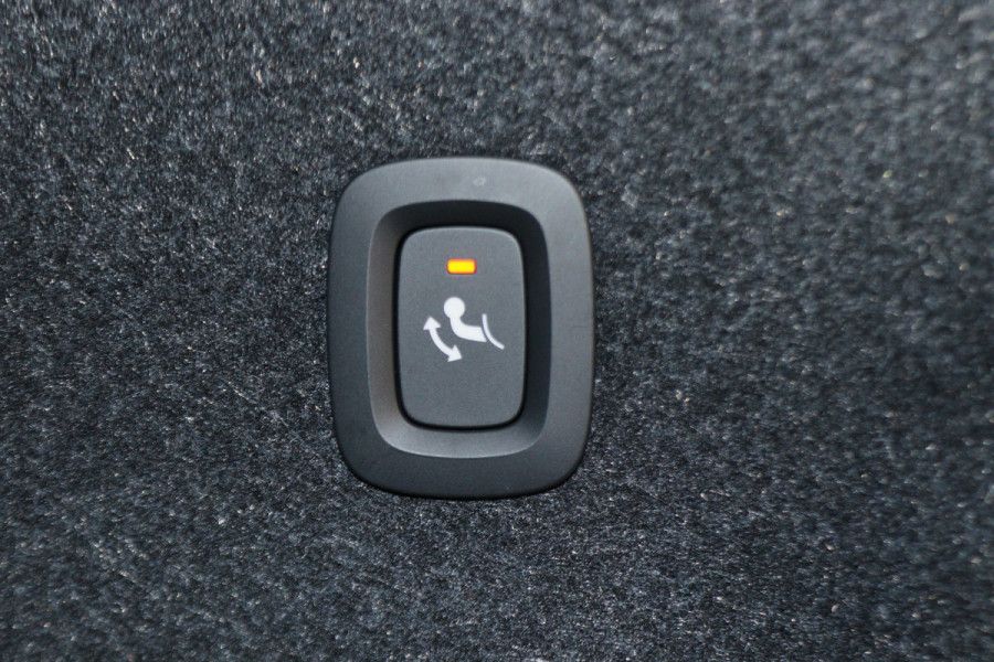 Volvo XC40 1.5 T4 Plug-in hybrid Core Bright Camera, Apple Carplay, Stuurverw., Keyless, Trekhaak