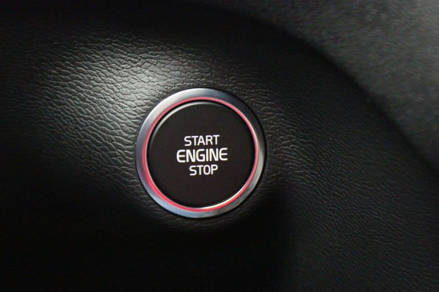 Volvo XC40 1.5 T4 Plug-in hybrid Core Bright Camera, Apple Carplay, Stuurverw., Keyless, Trekhaak