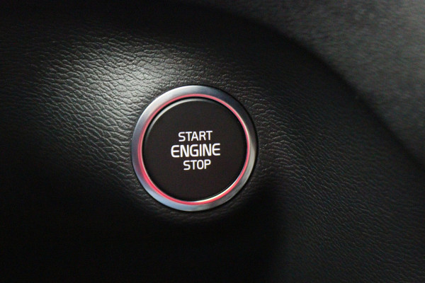 Volvo XC40 1.5 T4 Plug-in hybrid Core Bright Camera, Apple Carplay, Stuurverw., Keyless, Trekhaak