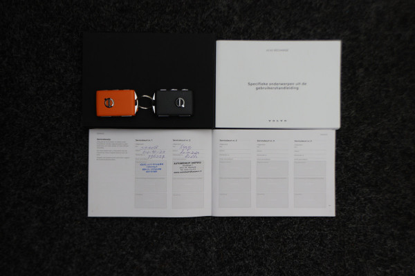 Volvo XC40 1.5 T4 Plug-in hybrid Core Bright Camera, Apple Carplay, Stuurverw., Keyless, Trekhaak