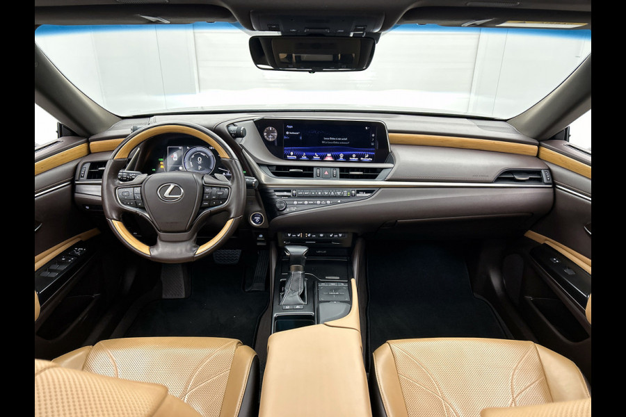 Lexus ES 300h President Line(Perfect onderH, Panorama, Stoel VerW+ Koeling, StuurV, Camera, PDC, Etc)