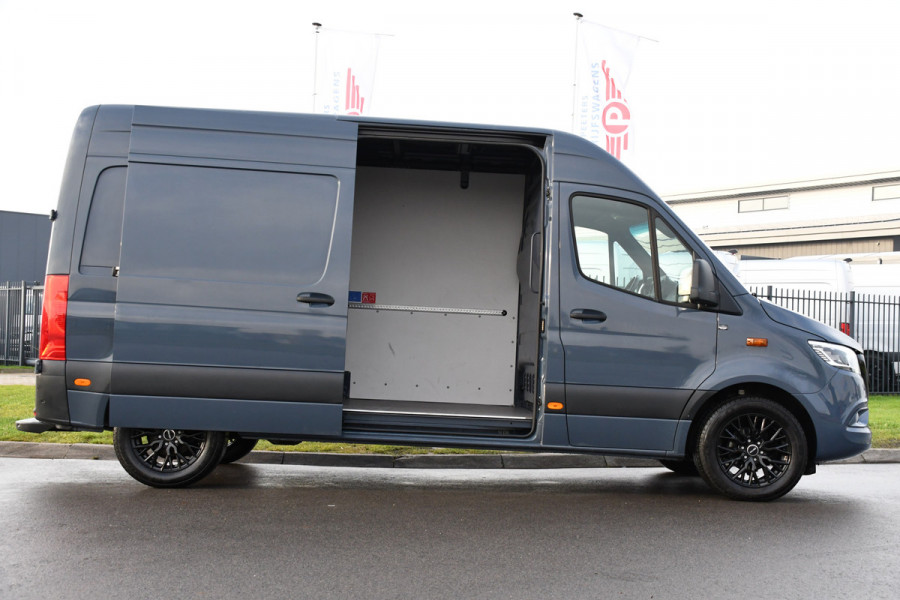 Mercedes-Benz Sprinter 315 1.9 CDI L2H2 FWD AMG Edition Adaptieve Cruise, 360 Camera, LED, Carplay, NAVI, Sensoren, Automaat, 150pk, Uniek!