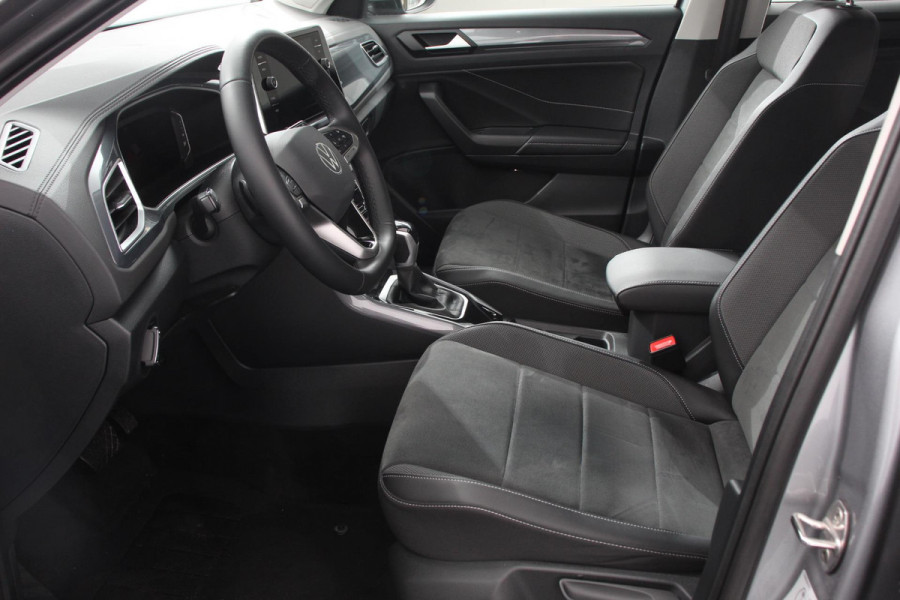 Volkswagen T-Roc 1.5 TSI 150pk DSG Style | Navigatie | Apple Carplay/Android Auto | Parkeersensoren | Camera | Adaptive Cruise Control | Digitale cockpit | Park Assist | Stoel- en stuurverwarming | Elektrische achterklep | LED-koplampen