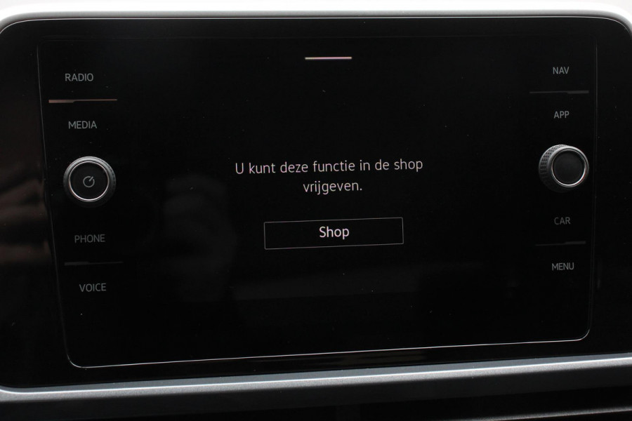 Volkswagen T-Roc 1.5 TSI 150pk DSG Style | Navigatie | Apple Carplay/Android Auto | Parkeersensoren | Camera | Adaptive Cruise Control | Digitale cockpit | Park Assist | Stoel- en stuurverwarming | Elektrische achterklep | LED-koplampen