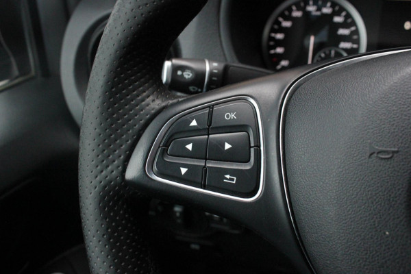 Mercedes-Benz Vito 136PK LANG JB- EDITION FULL BLACK / AMG / SPOILER / VERLAGINGSVEREN / NAVIGATIE / SIDE- BARS / FULL / NAVIGATIE