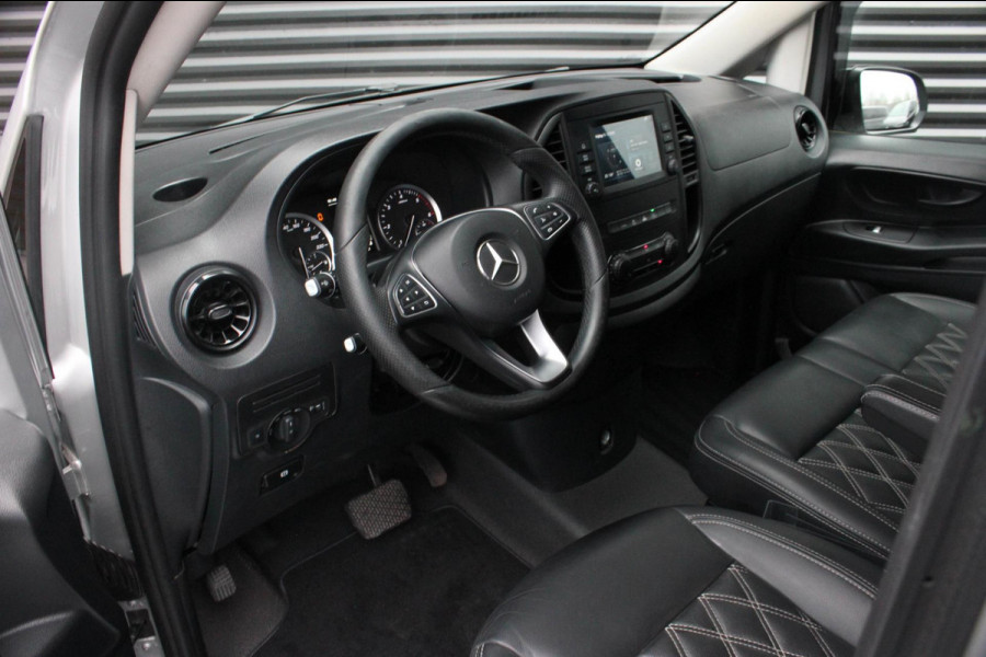 Mercedes-Benz Vito 136PK LANG JB- EDITION FULL BLACK / AMG / SPOILER / VERLAGINGSVEREN / NAVIGATIE / SIDE- BARS / FULL / NAVIGATIE