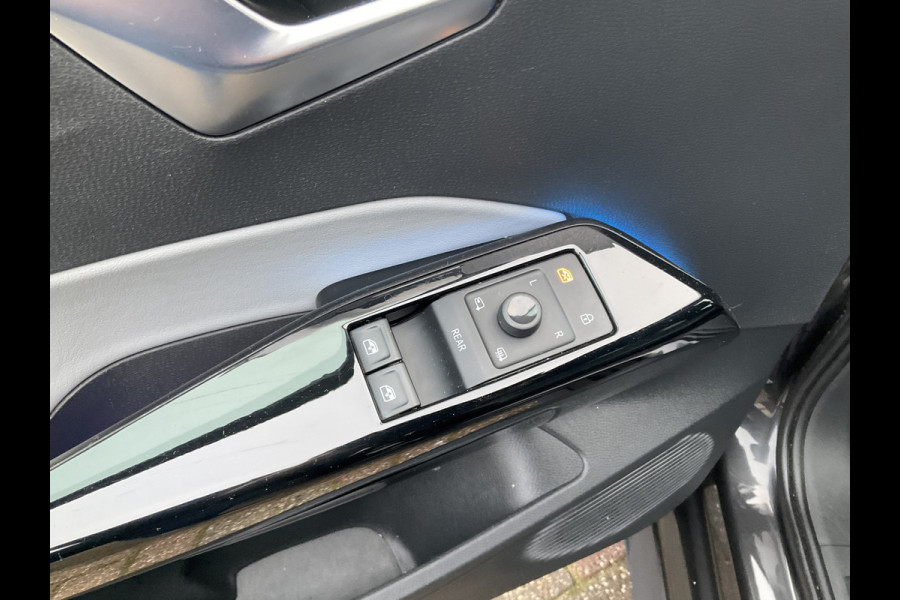 Volkswagen ID.3 First Plus 58 kWh SOH 91% Adap.Cruise Stoel/Stuurverw Carplay 100% Elektrisch NL-Auto!