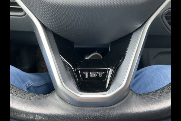 Volkswagen ID.3 First Plus 58 kWh SOH 91% Adap.Cruise Stoel/Stuurverw Carplay 100% Elektrisch NL-Auto!