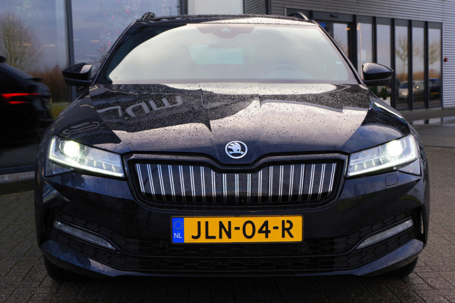 Škoda Superb Combi 1.4 TSI iV 218 PK Sportline BNS PHEV, 4 x Stoelverwarming, 360 Camera, DCC,