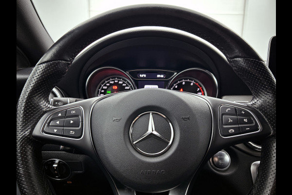 Mercedes-Benz CLA-Klasse 200 Prestige AMG-Styling (Goed OnderH, Navi, Camera, PDC V+A, StoelV, Cruise Con, Etc)