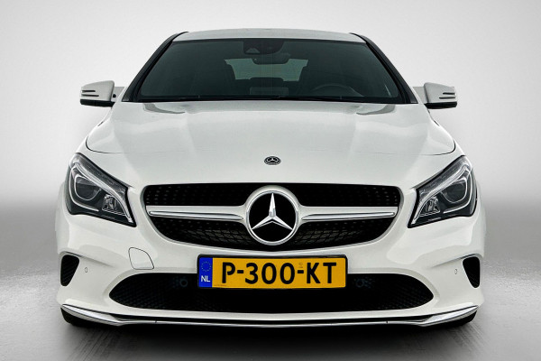 Mercedes-Benz CLA-Klasse 200 Prestige AMG-Styling (Goed OnderH, Navi, Camera, PDC V+A, StoelV, Cruise Con, Etc)