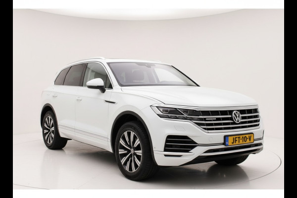 Volkswagen Touareg 3.0 TSi eHybrid ATMOSPHERE 4MOTION TREKHAAK/HEAD-UP/PANORAMADAK