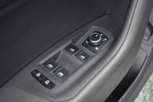 Volkswagen Touareg 3.0 TSi eHybrid ATMOSPHERE 4MOTION TREKHAAK/HEAD-UP/PANORAMADAK