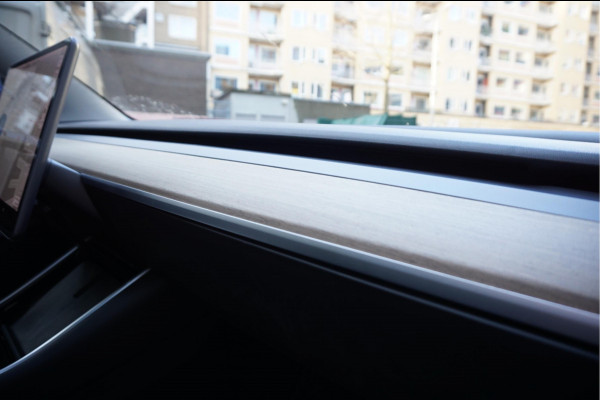 Tesla Model 3 Long Range AWD 75 kWh | BTW AUTO | Orig Nederlands | Panoramadak | Prachtige staat en staat van onderhoud |