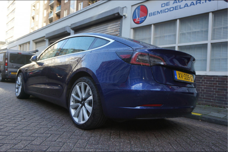 Tesla Model 3 Long Range AWD 75 kWh | BTW AUTO | Orig Nederlands | Panoramadak | Prachtige staat en staat van onderhoud |
