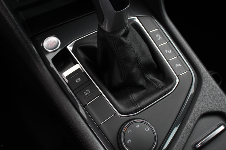 Seat Tarraco 1.5 TSI 150pk FR DSG 7p. | Navigatie | Apple Carplay/Android Auto | Camera | Parkeer sensoren | Digitale Cockpit | Lichtmetalen velgen | Stoelverwarming | Stoel bestuurder electrisch verstelbaar