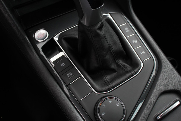 Seat Tarraco 1.5 TSI 150pk FR DSG 7p. | Navigatie | Apple Carplay/Android Auto | Camera | Parkeer sensoren | Digitale Cockpit | Lichtmetalen velgen | Stoelverwarming | Stoel bestuurder electrisch verstelbaar