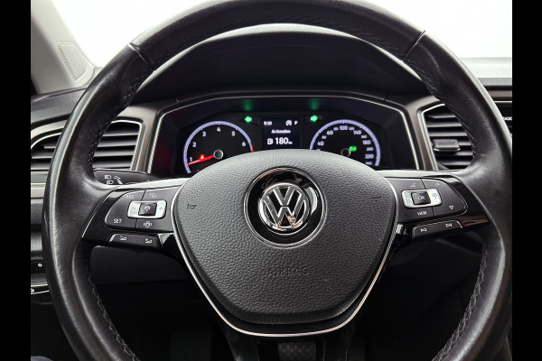 Volkswagen T-Roc 1.5 TSI Sport(Goed OnderH, Navi, StoelV, Camera, PDC V+A, Addapt Cruise, Etc)