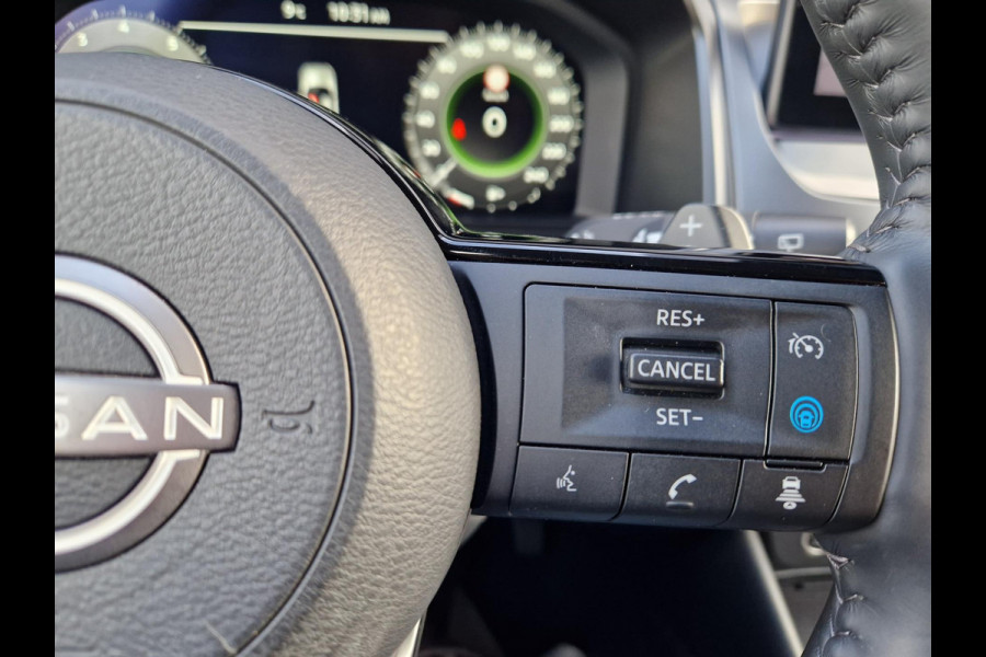 Nissan QASHQAI 1.3 MHEV Xtronic 158PK BiTone /Pano /Led /360cam