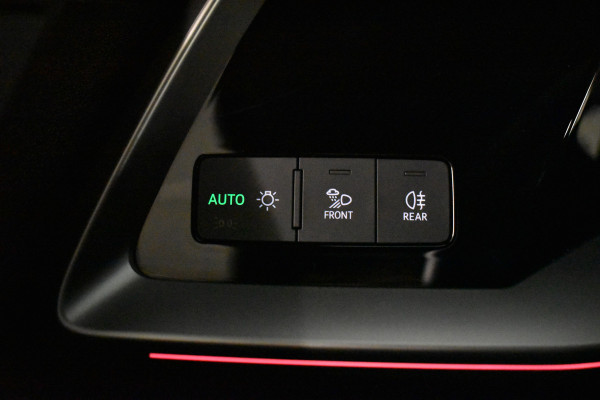 Audi A3 Limousine 2.0 TFSI 310PK S3 QUATTRO HEAD-UP/LEDER/PANORAMADAK