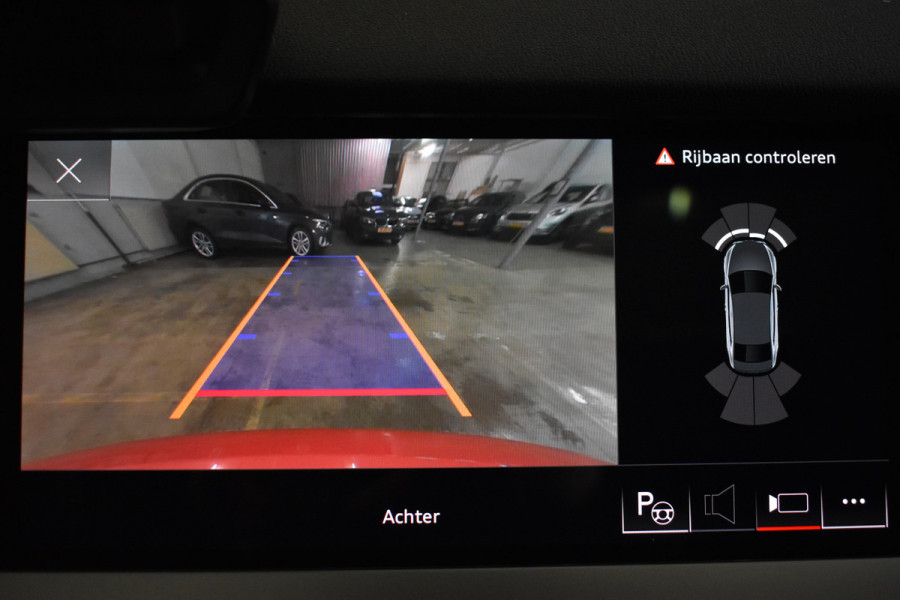 Audi A3 Limousine 2.0 TFSI 310PK S3 QUATTRO HEAD-UP/LEDER/PANORAMADAK