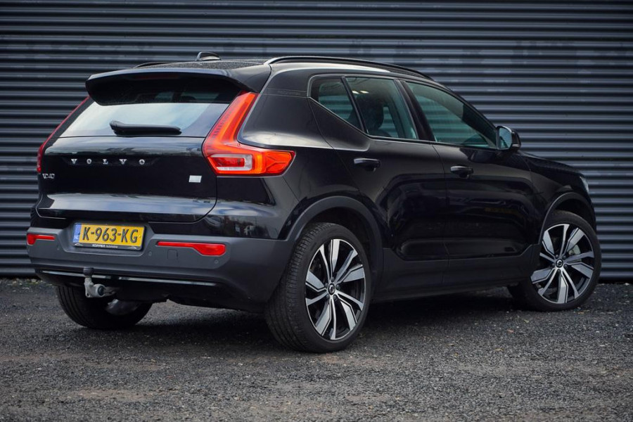 Volvo XC40 Recharge P8 AWD R-Design / Pano / Trehkaak / 19'' / Incl BTW