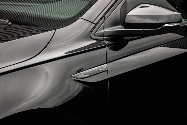 Volkswagen Polo 1.0 TSI 110PK DSG R-LINE / FULL BLACK / VERLAGINGSVEREN / APPLE CARPLAY / LED KOPLAMPEN / DIGITAL DASCH / MAXTON