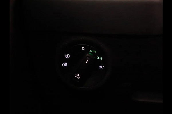 Škoda Karoq 1.5 TSI ACT Business Edition Autom Navi Pdc Ecc T-haak Bj:2020