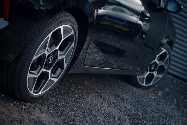 Opel Astra 1.2 GS Line / Aut / Carplay / 18'' / Virtual Display