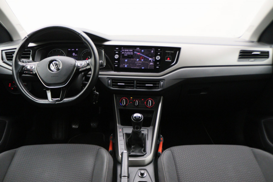 Volkswagen Polo 1.0 TSI Comfortline LED, Apple Carplay, ACC, Navigatie, Airco