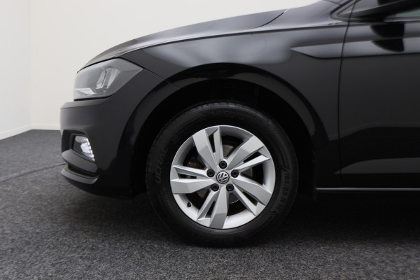 Volkswagen Polo 1.0 TSI Comfortline LED, Apple Carplay, ACC, Navigatie, Airco
