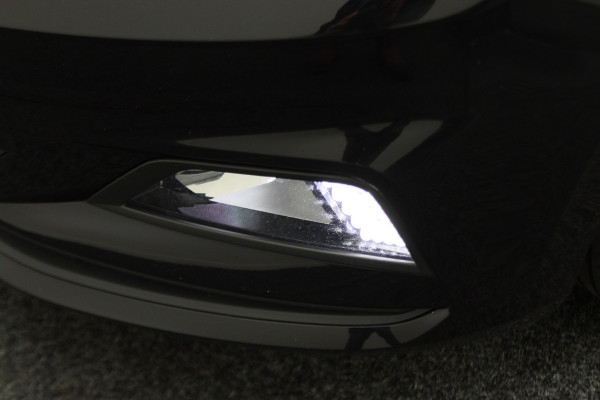 Volkswagen Polo 1.0 TSI Comfortline LED, Apple Carplay, ACC, Navigatie, Airco