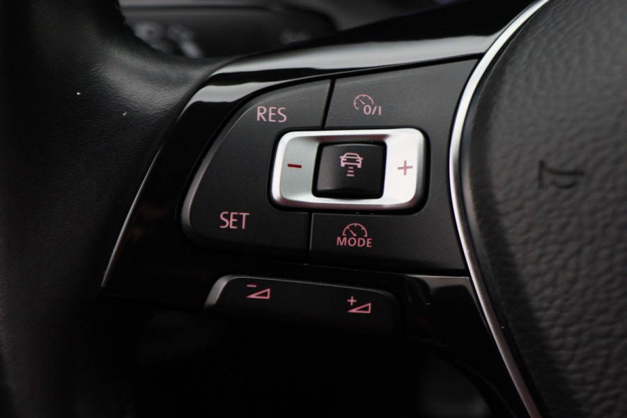 Volkswagen Polo 1.0 TSI Comfortline LED, Apple Carplay, ACC, Navigatie, Airco