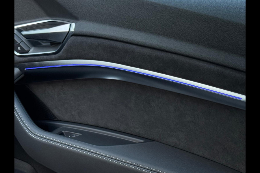 Audi e-tron 55 quattro S edition 95 kWh,2 X S-LINE, panoramadak, camera, vol opties, 25000 km, 1 e eigenaar, NL auto met nap