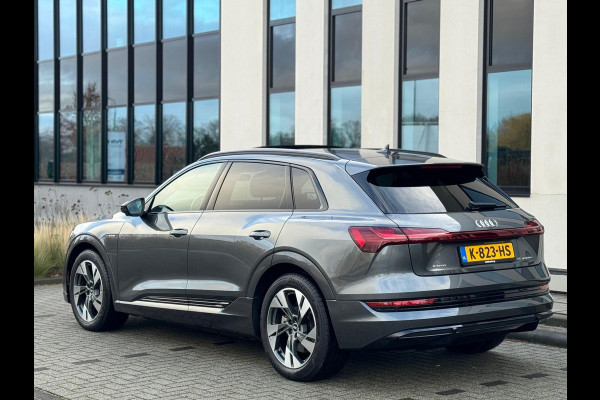 Audi e-tron 55 quattro S edition 95 kWh,2 X S-LINE, panoramadak, camera, vol opties, 25000 km, 1 e eigenaar, NL auto met nap