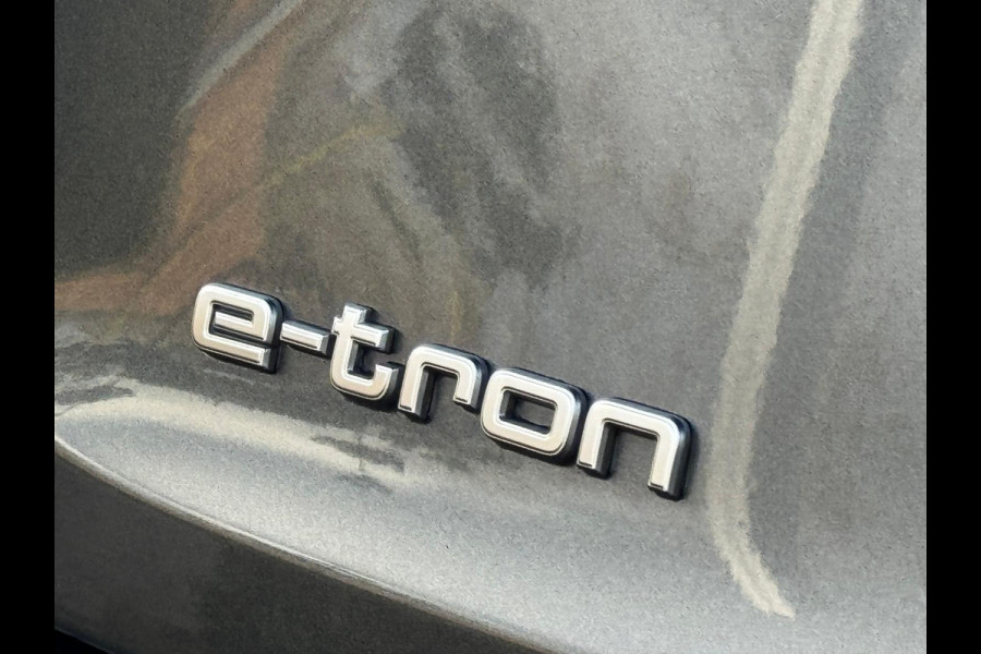 Audi e-tron 55 quattro S edition 95 kWh,2 X S-LINE, panoramadak, camera, vol opties, 25000 km, 1 e eigenaar, NL auto met nap