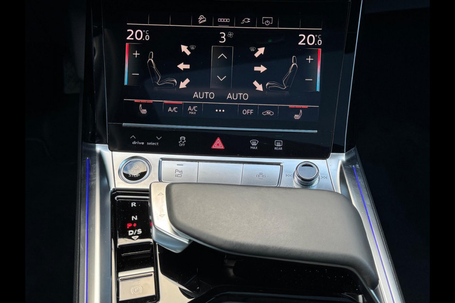 Audi e-tron 55 quattro S edition 95 kWh,2 X S-LINE, panoramadak, camera, vol opties, 25000 km, 1 e eigenaar, NL auto met nap