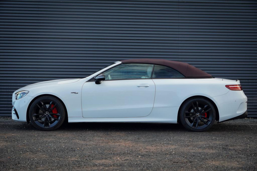 Mercedes-Benz E-Klasse Cabrio 300 AMG Line / 53 AMG Uitgevoerd / Carbon / Stoelverwarming