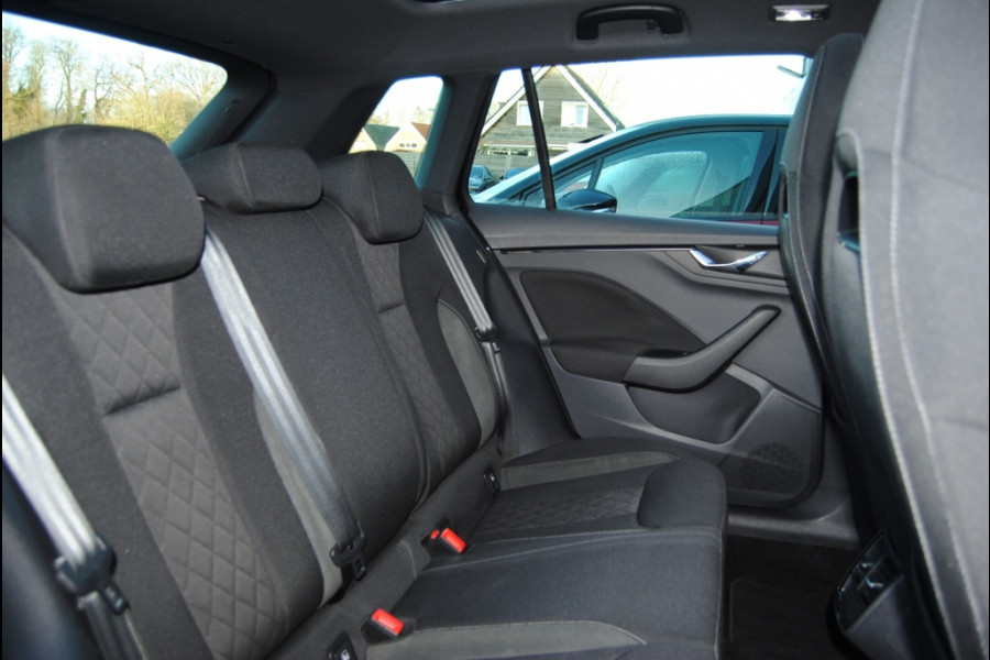 Škoda Kamiq 1.0 TSI Sport bns || Stoelverwarming || Geen afleverkosten!
