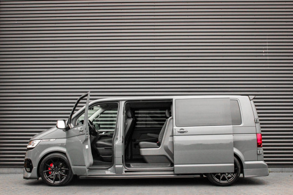 Volkswagen Transporter 2.0 TDI L2H1 150PK BULLI DC DUBBEL CABINE / LEIGHTONVANS BODYKIT / FULL OPTINS / LEDER / FULL BLACK / APPLE