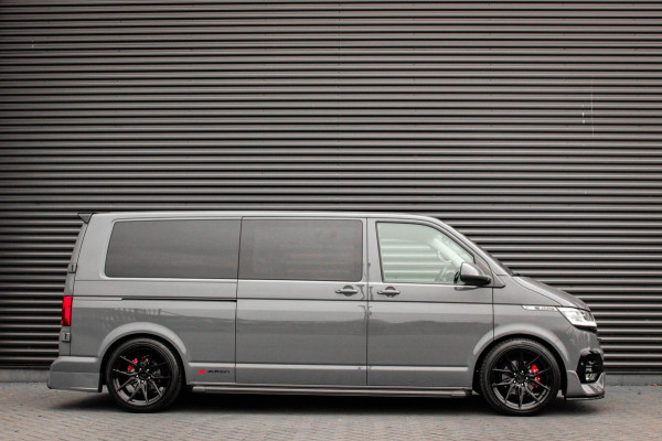 Volkswagen Transporter 2.0 TDI L2H1 150PK BULLI DC DUBBEL CABINE / LEIGHTONVANS BODYKIT / FULL OPTINS / LEDER / FULL BLACK / APPLE