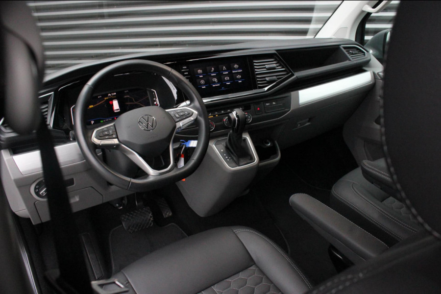 Volkswagen Transporter 2.0 TDI L2H1 150PK BULLI DC DUBBEL CABINE / LEIGHTONVANS BODYKIT / FULL OPTINS / LEDER / FULL BLACK / APPLE