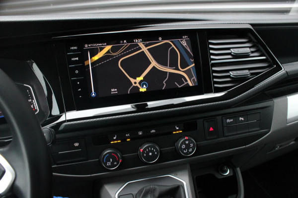 Volkswagen Transporter 2.0 TDI L2H1 150PK BULLI DC DUBBEL CABINE / LEIGHTONVANS BODYKIT / FULL OPTINS / LEDER / FULL BLACK / APPLE