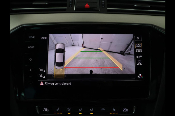 Volkswagen Passat 2.0 TSI R Line | 190pk | Trekhaak | Leder/Alcantara | Stoelverwarming | Camera | Matrix LED | Adaptive cruise | Virtual Cockpit | Carplay | Navigatie