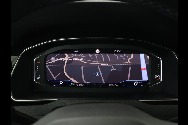 Volkswagen Passat 2.0 TSI R Line | 190pk | Trekhaak | Leder/Alcantara | Stoelverwarming | Camera | Matrix LED | Adaptive cruise | Virtual Cockpit | Carplay | Navigatie