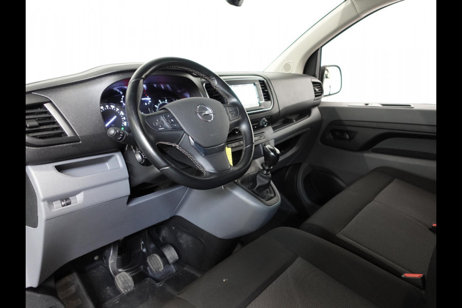 Opel Vivaro 102pk L3H1 Edition Dubbele Cabine 6persoons Navigatie Trekhaak Airco Cruise control