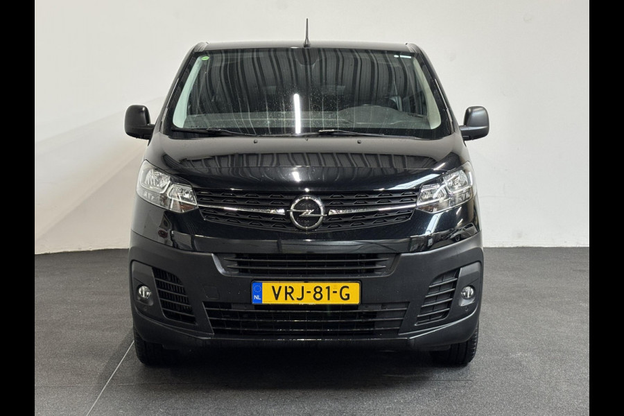 Opel Vivaro 102pk L3H1 Edition Dubbele Cabine 6persoons Navigatie Trekhaak Airco Cruise control