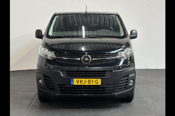 Opel Vivaro 102pk L3H1 Edition Dubbele Cabine 6persoons Navigatie Trekhaak Airco Cruise control