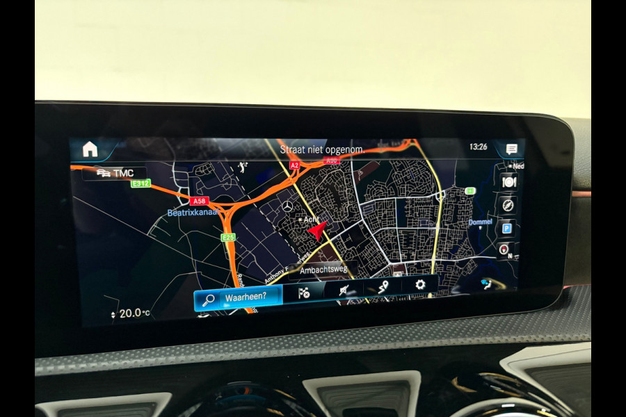 Mercedes-Benz A-Klasse 180 Premium Plus AMG*Pano*Night*Cam*Memory